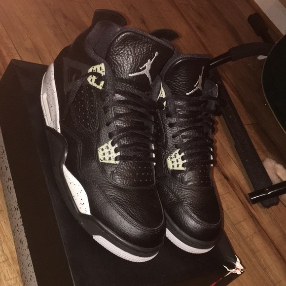 Jordan Other - Air Jordan 4 Oreo worn once size 11